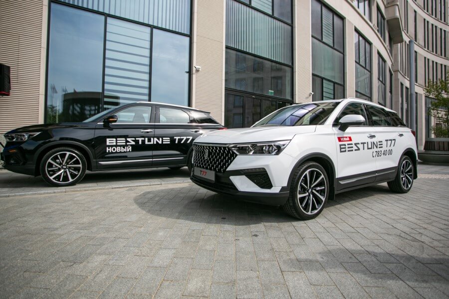 В Минске красиво представили первые автомобили китайского бренда FAW Bestune В Минске красиво представили первые автомобили китайского бренда FAW Bestune