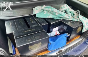 Брестские таможенники задержали авто с немаркированным алкоголем