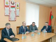 Государство стимулирует малый производственный бизнес развивать кооперационные связи с крупными предприятиями Государство стимулирует малый производственный бизнес развивать кооперационные связи с крупными предприятиями