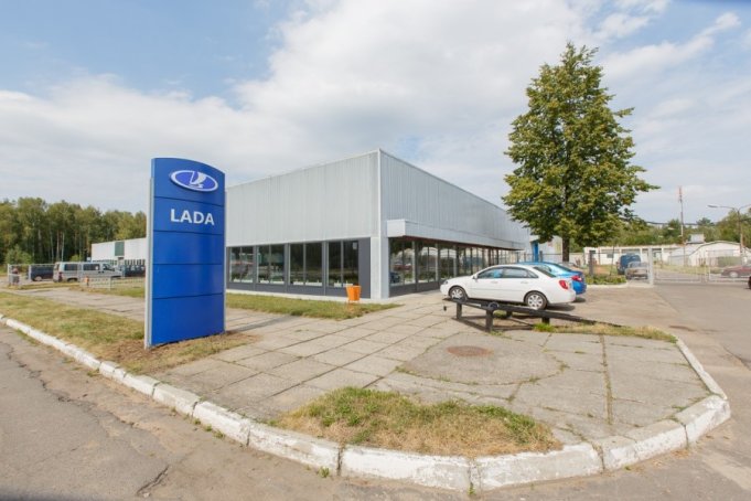 В Беларуси банкротится бывший крупный дилер LADA