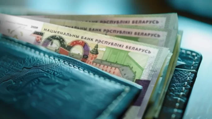Долгосрочные вклады в Беларуси бьют рекорды: рублевые депозиты выросли на 2,2 млрд рублей