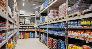 В ОМА проводят распродажи и продают товары по Халве на 20 месяцев В ОМА проводят распродажи и продают товары по Халве на 20 месяцев
