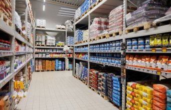 В ОМА проводят распродажи и продают товары по Халве на 20 месяцев В ОМА проводят распродажи и продают товары по Халве на 20 месяцев