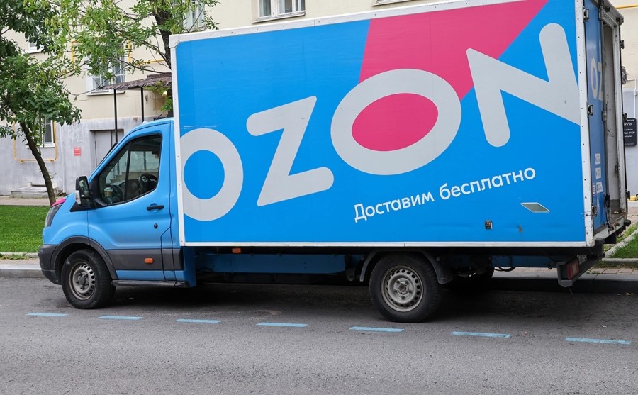Продавцам Ozon выплатили 8,2 млрд рублей после инцидентов на складах